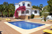 Ferienhaus mit Apartment in Javea